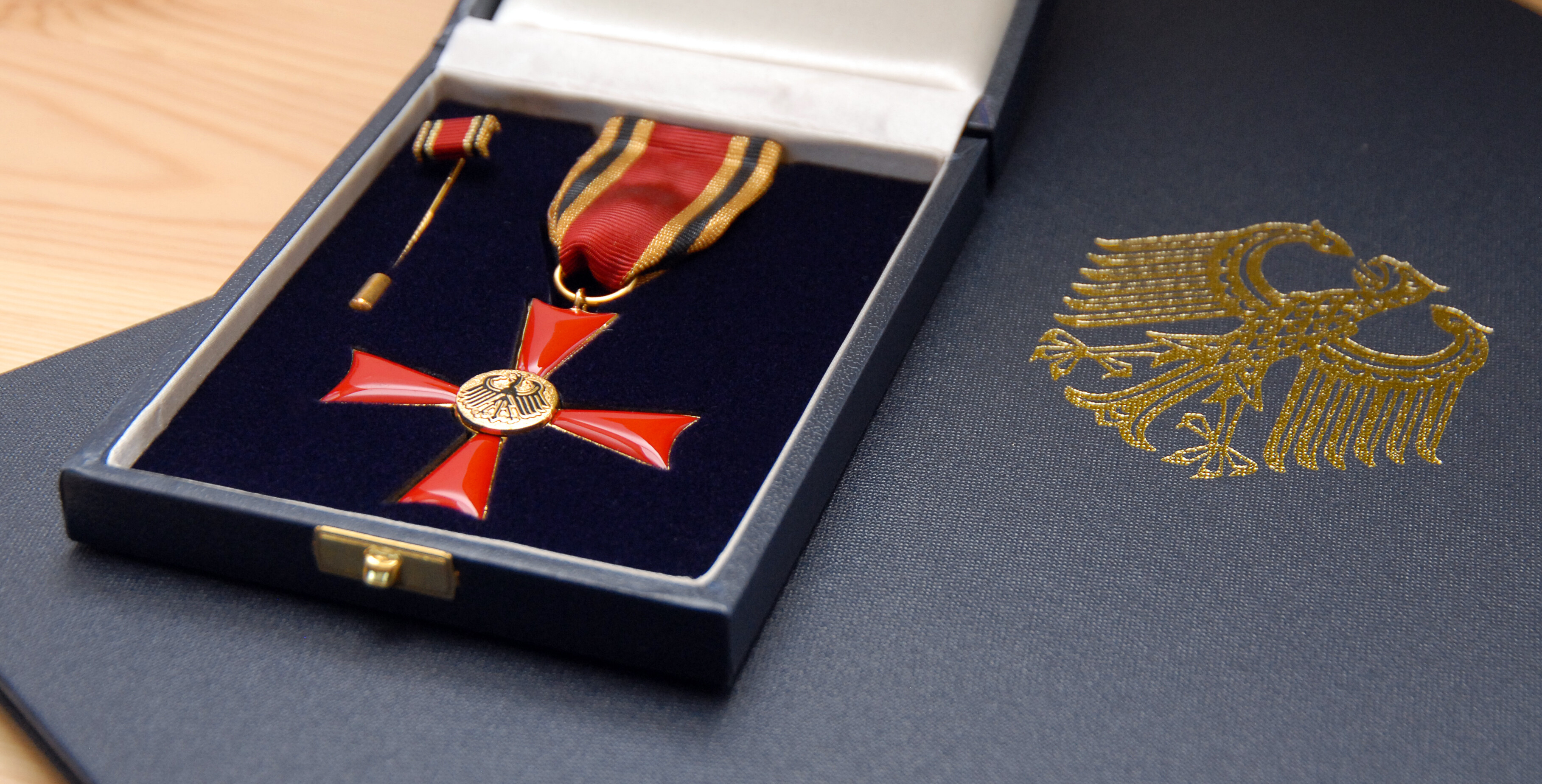 Verdienstkreuz am Bande des Verdienstordens der Bundesrepublik Deutschland