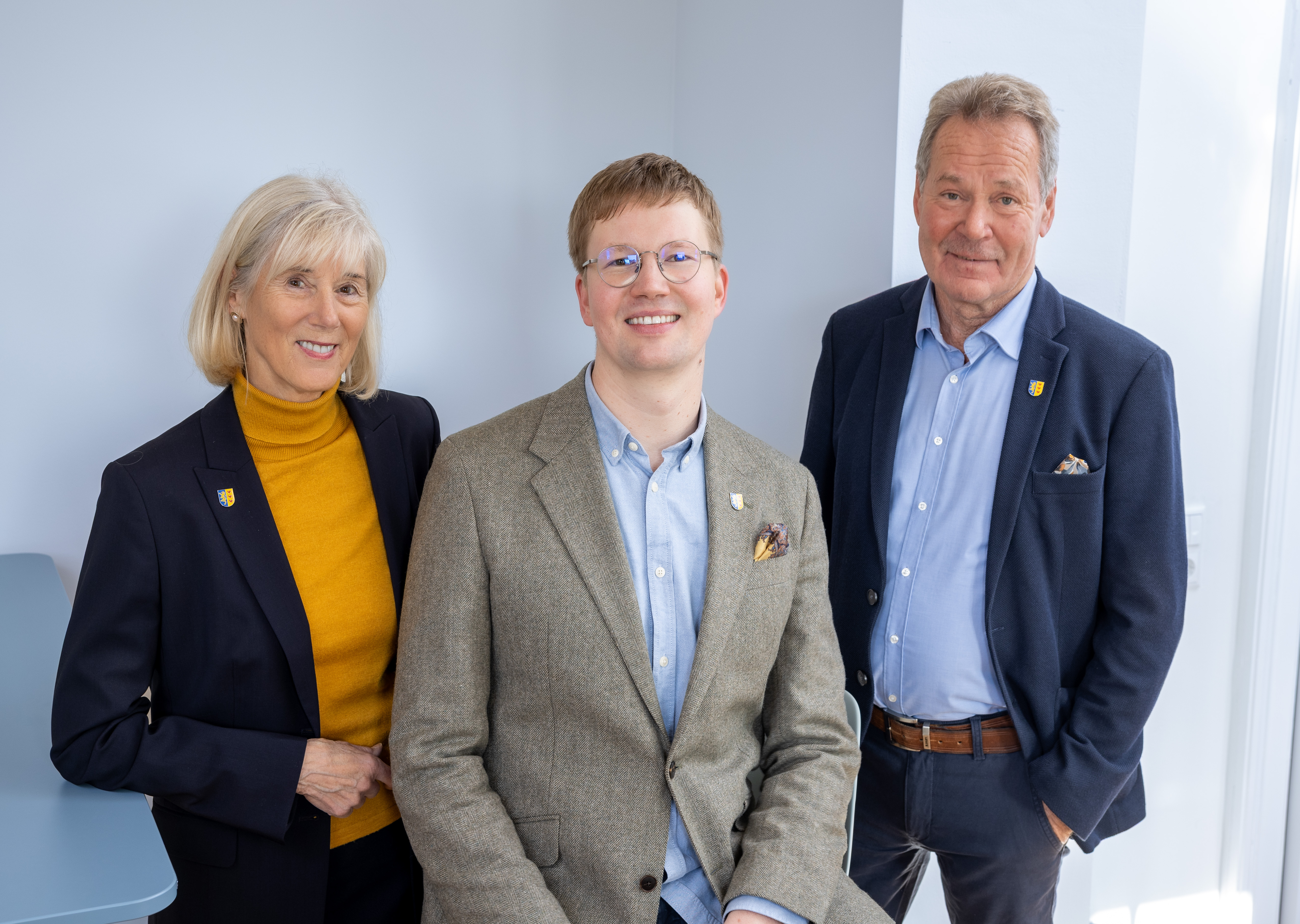 Landrat Jens Böther wird vertreten durch seine Stellvertretenden (v.l.) Landräte Dr. Inge Voltmann-Hummes, Moritz Meister und Norbert Thiemann.